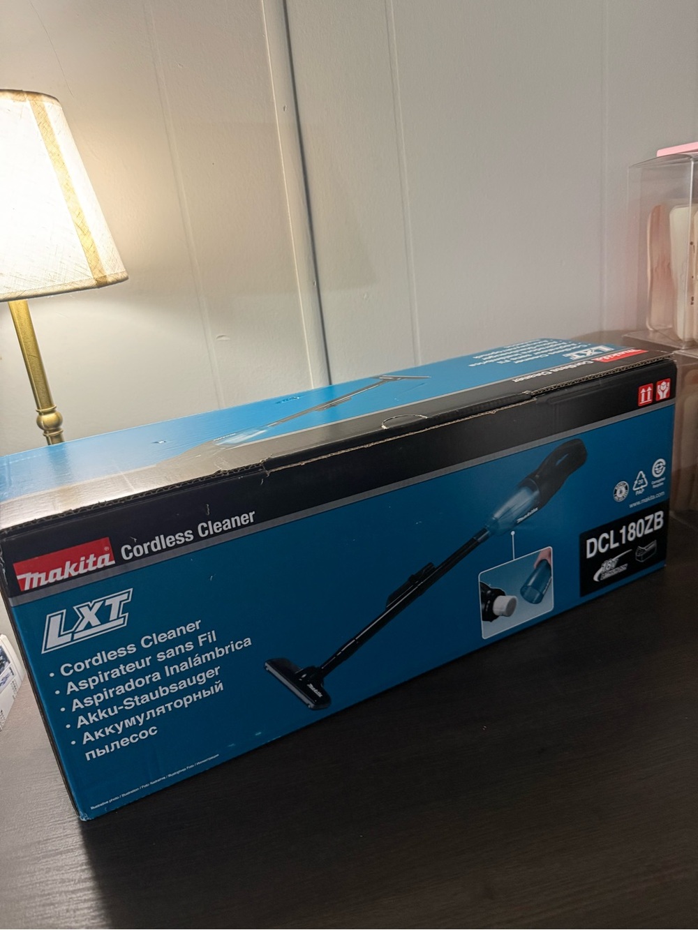 Makita 18V LXT Cordless Bagless Compact Stick Vacuum Cleaner, Black (Tool Only)